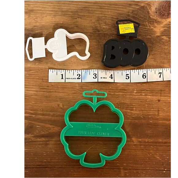 Vtg Wilton Cookie Cutters Lot Ghost Boo Clover Halloween St Patrick’s Day 1990s - Picture 3 of 3